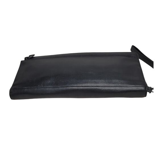 Tumi Black Leather Wristlet Wallet - Picture 4 of 7